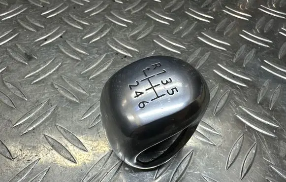 Gear lever shifter trim leather/knob