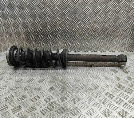 BMW 5 G30 G31 Rear shock absorber/damper 6866620