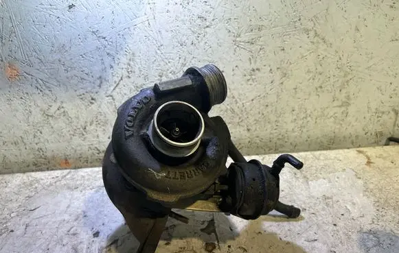 Volvo S60 Turbo 3653146