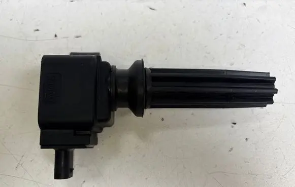 Ford Mustang VI High voltage ignition coil CM5E12A366BC
