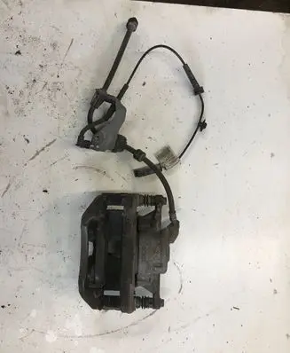 Peugeot 3008 II Front brake caliper 6c837
