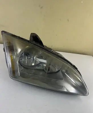 Ford Focus Headlight/headlamp