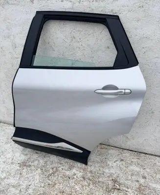 Renault Captur Rear door 