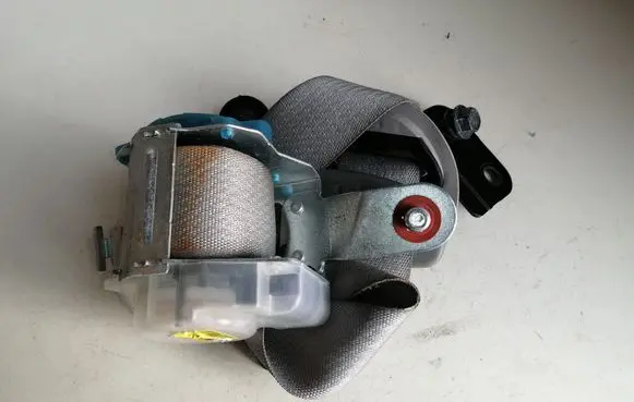 KIA Carens II Third row seat belt 89810201D030
