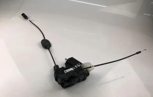 Renault Megane III Coupe door lock (next to the handle) 805034436R