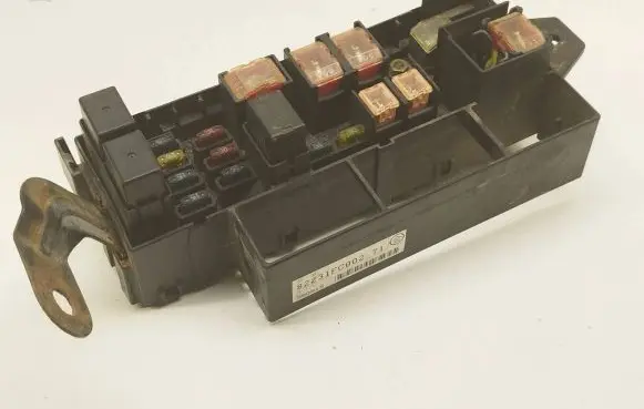 Subaru Forester SF Fuse module