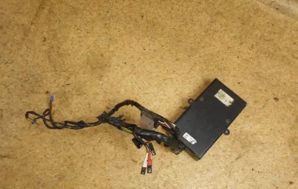 Toyota Land Cruiser (J100) Other control units/modules GT136TU