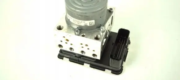 Mercedes-Benz C W205 ABS Pump A2534313900