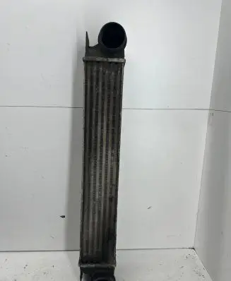 BMW 5 E39 Intercooler radiator 17512247359 17512