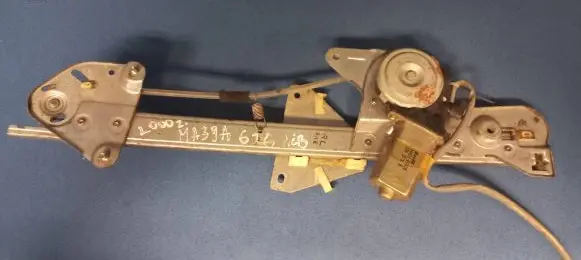 Mazda 626 Rear door window regulator motor 3640161919