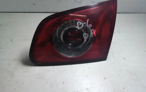 Volkswagen PASSAT B6 Tailgate rear/tail lights ZSB309945 27448002