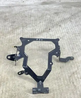 BMW 7 F01 F02 F03 F04 Engine control unit holder 7610565