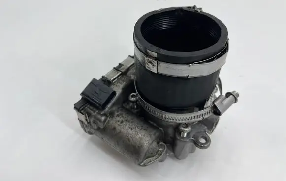 Jaguar XE Throttle valve G4D39F991AA 0280750610