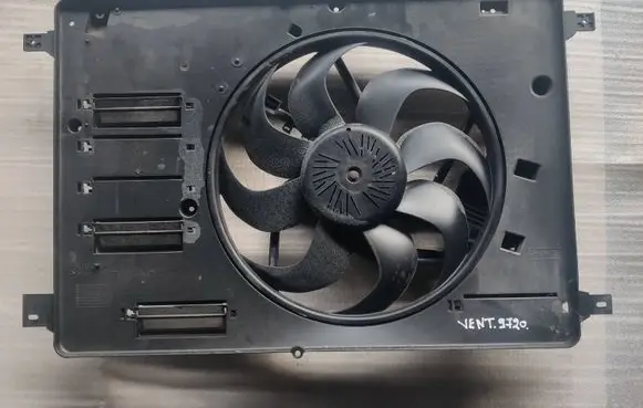 Volvo S60 Electric radiator cooling fan P31293778