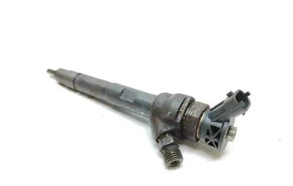 Land Rover Discovery Sport Fuel injector G4d39k546aa