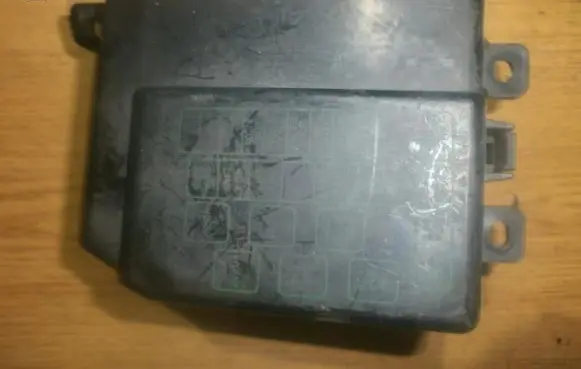 Hyundai Lantra I Fuse box set 9129328400 9129328500