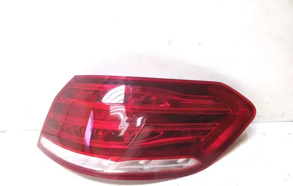 Mercedes-Benz E W212 Rear/tail lights 084401995R