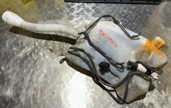 Citroen DS4 Windshield washer fluid reservoir/tank 9671317080