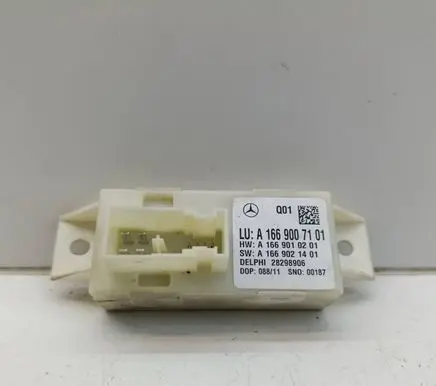 Mercedes-Benz C W204 Light module LCM A1669007101 A1669010201 A1669021401