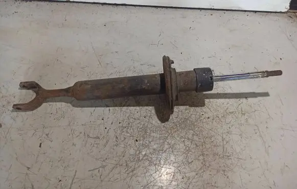Volkswagen PASSAT B5 Front shock absorber/damper