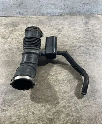 Toyota RAV 4 (XA50) Air intake hose/pipe 1789325070