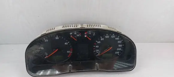 Volkswagen PASSAT B5 Speedometer (instrument cluster) 09051940090