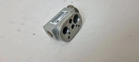Air conditioning (A/C) expansion valve