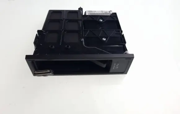 Volkswagen Golf VI Head unit multimedia control 5N0035342C
