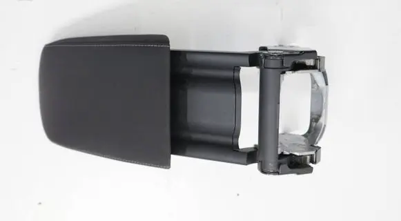 Volkswagen Golf VII Armrest