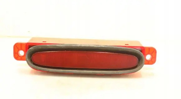 Mazda 3 I Third/center stoplight