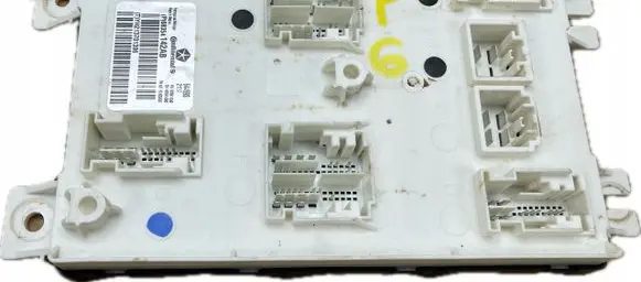 Dodge Charger Comfort/convenience module 68354142AB