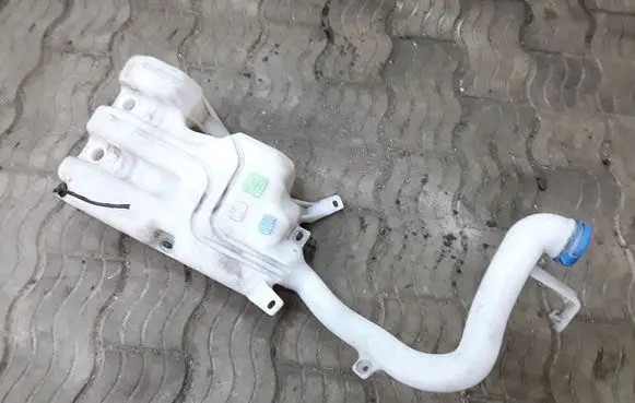 Opel Agila B Windshield washer fluid reservoir/tank 3840051K0