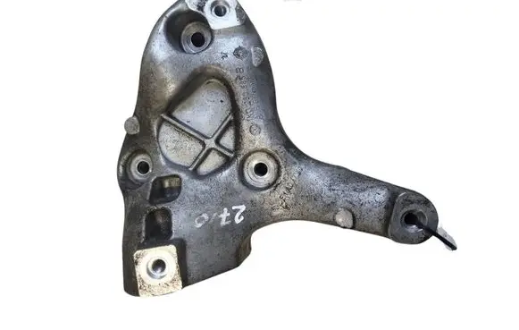 Volkswagen Golf Plus A/C compressor mount bracket 1K0260885B
