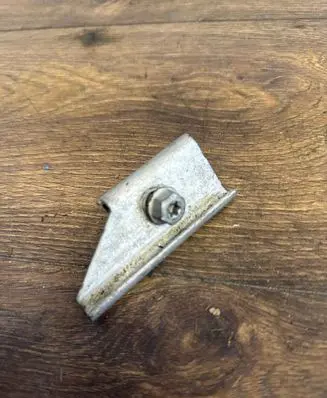 Renault Master III Battery bracket 83100r