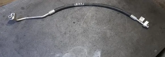 Audi A4 S4 B9 8W Air conditioning (A/C) pipe/hose 8W0816741D