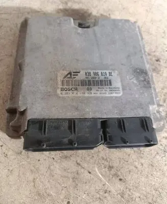 Ford Galaxy Engine control unit/module 038906019BE 28SA4202 0281010240