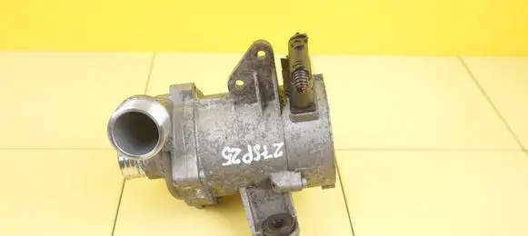 BMW 1 E81 E87 Water pump 7561229 N43B20A