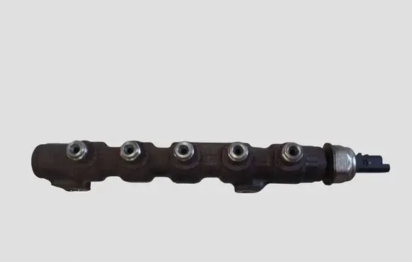 Ford Focus Fuel main line pipe 9654592680 9654590
