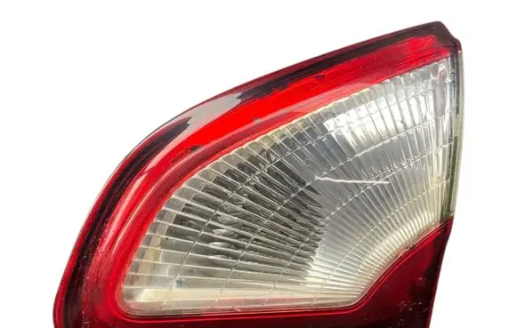 Nissan Qashqai Tailgate rear/tail lights 89503209 B26550BR01A