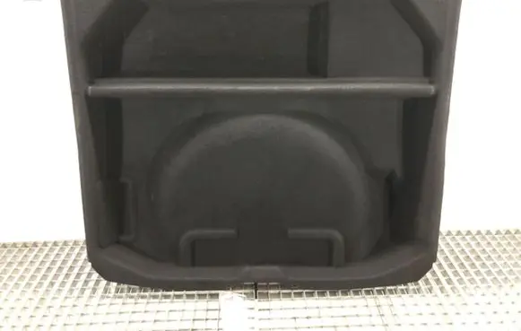 Trunk/boot floor carpet liner
