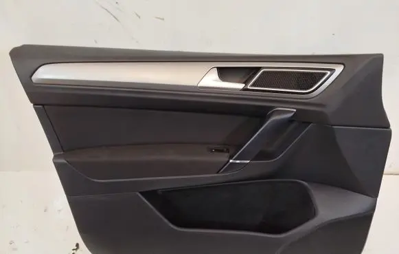 Volkswagen Golf VII Front door card panel trim 510