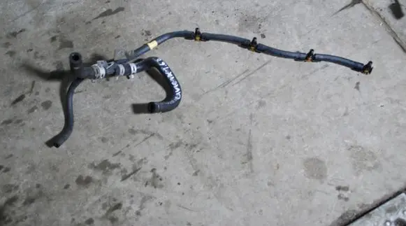 Honda Civic IX Fuel return line/hose NH737M 120KM