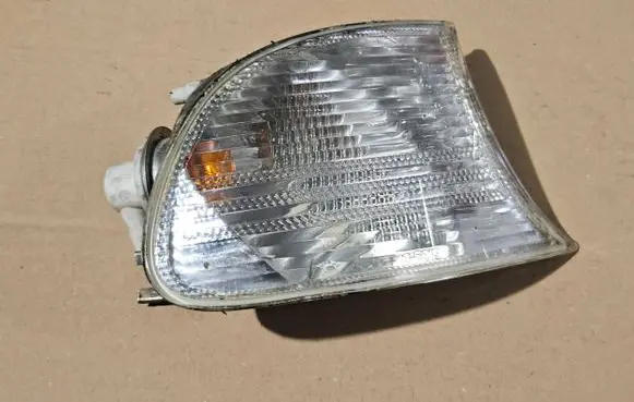 BMW 3 E46 Front indicator light 63136919650 185915B