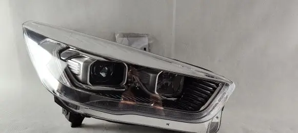 Ford Kuga II Headlight/headlamp GV41-130008-GA