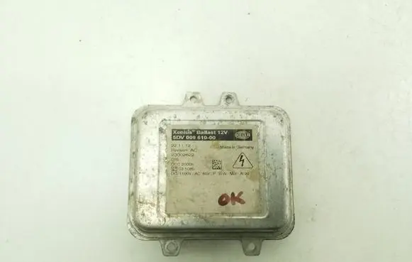 Mercedes-Benz Vito Viano W639 Xenon control unit/module A0008212561