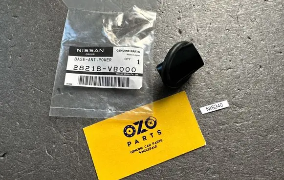 Nissan Patrol Y61 Aerial antenna switch 28216VB000