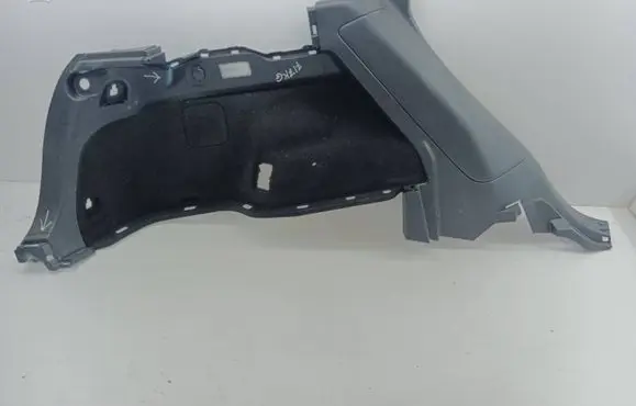 Trunk/boot lower side trim panel