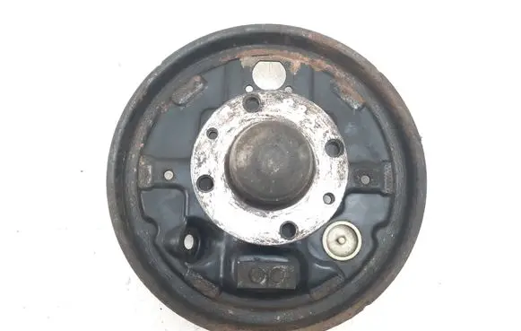 Citroen Nemo Rear wheel hub