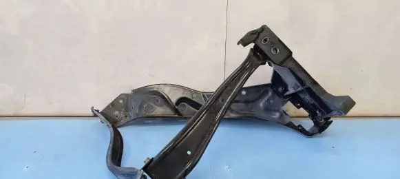 Mercedes-Benz E W212 Headlight/headlamp mounting bracket A2126200291