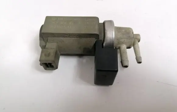 Audi A6 S6 C5 4B Turbo solenoid valve 057906627A